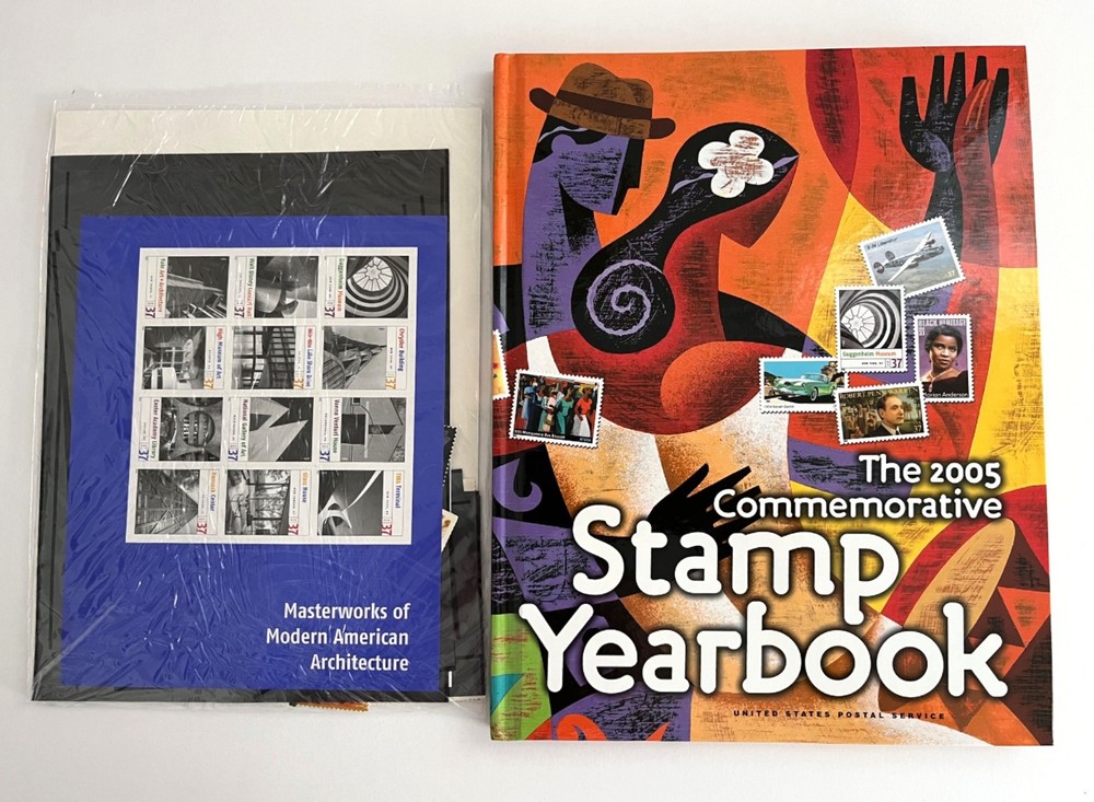 US Postal Service 2005 Yearbook with SEALED Stamp Set