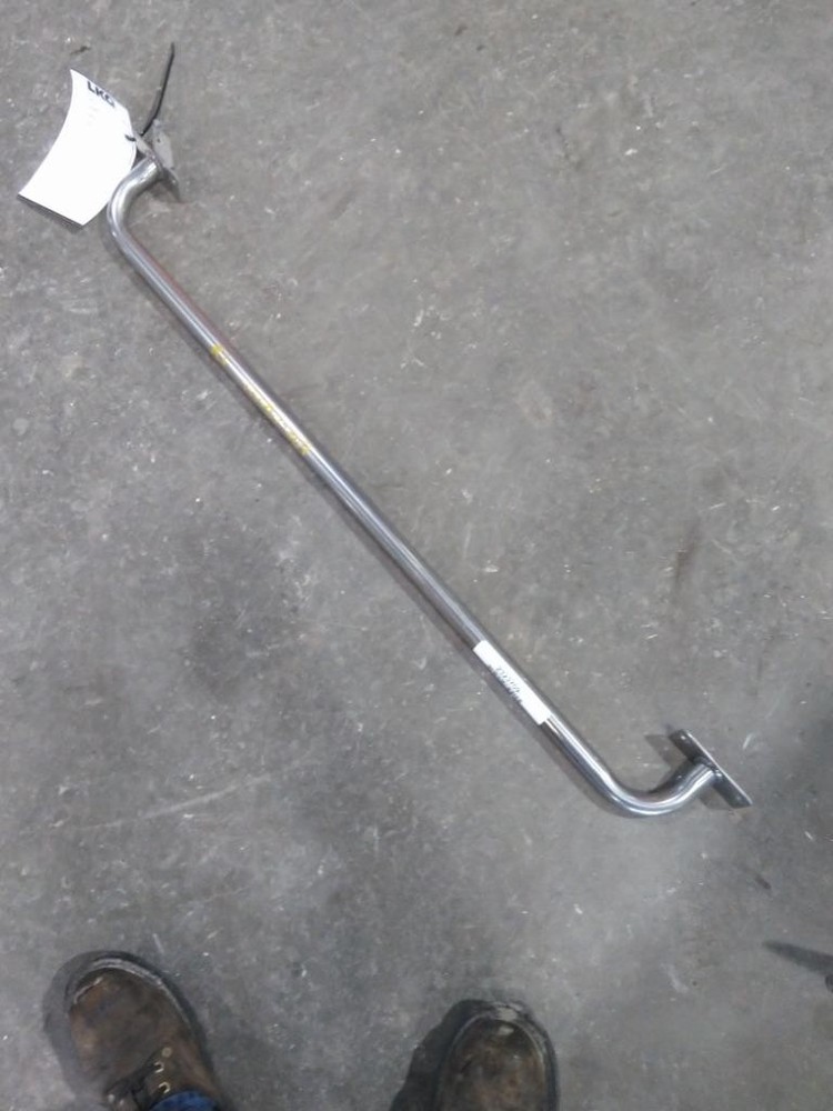 For 2003 PETERBILT 330 CAB HANDLE Right ,  MN