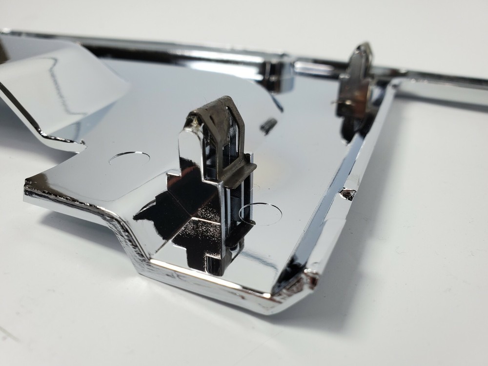 Set Chrome Dash Panel Trim Pieces for 2006+ Peterbilt Console