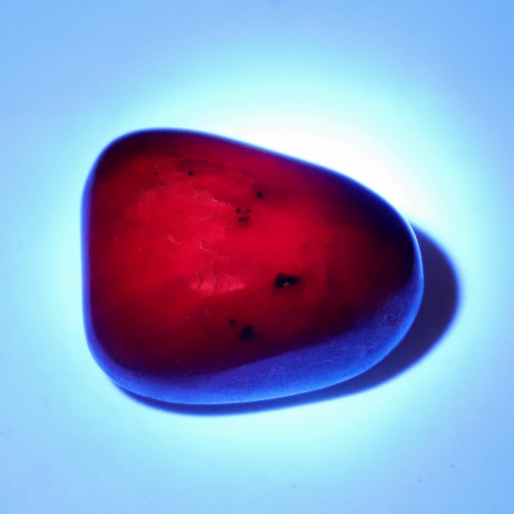 Tumbled Stone: Ruby, Red Corundum from India, Fluorescent (RUB52)
