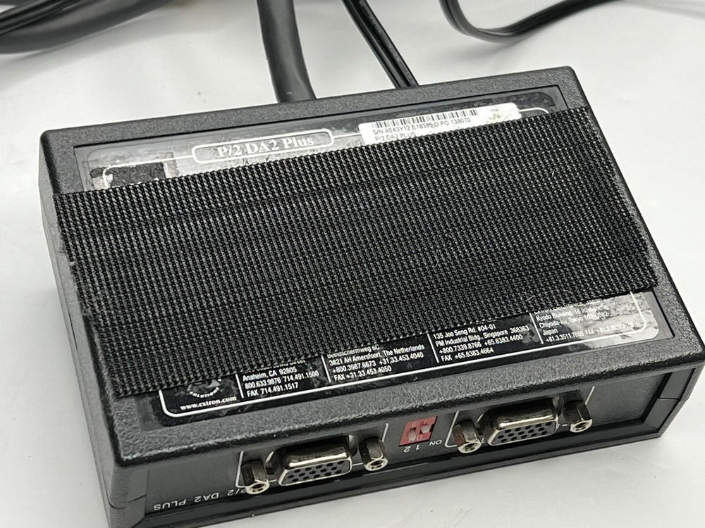 EXTRON P/2 DA2 PLUS VGA DISTRIBUTION AMPLIFIER w/ DIP switches
