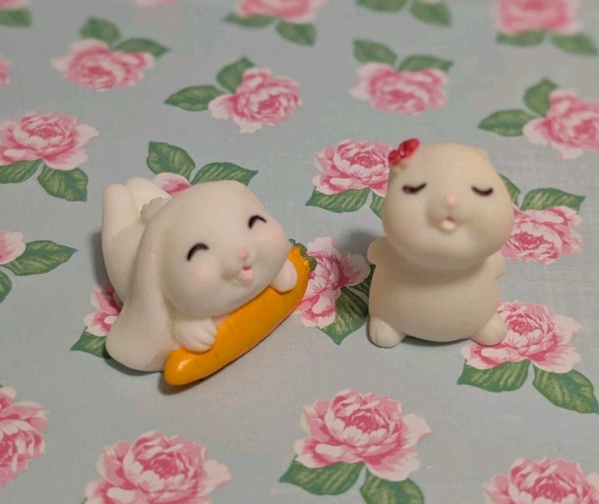 10 Miniature Bunny Rabbit Lambs Figures 1"-1.5