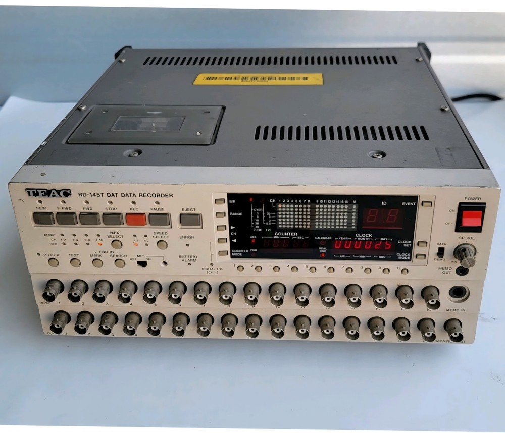 TEAC RD-145T DAT 16 CHANNEL DATA RECORDER.