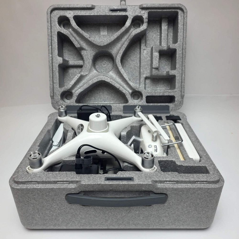 DJI Phantom 4 RTK Mapping Drone WM334R