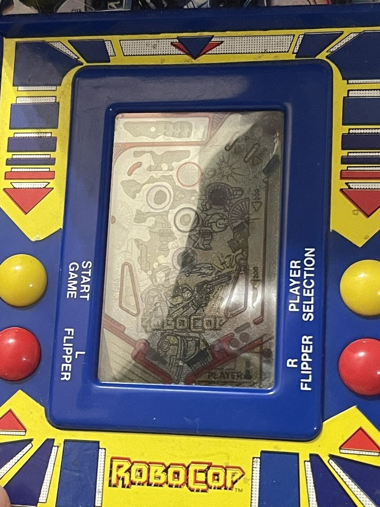 REMCO ROBOCOP ELECTRONIC HANDHELD PINBALL MACHINE- 1989