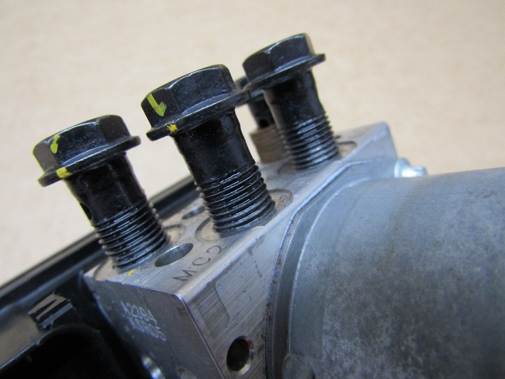 Ducati Monster+ 950 2021 ABS pump control module (10409)