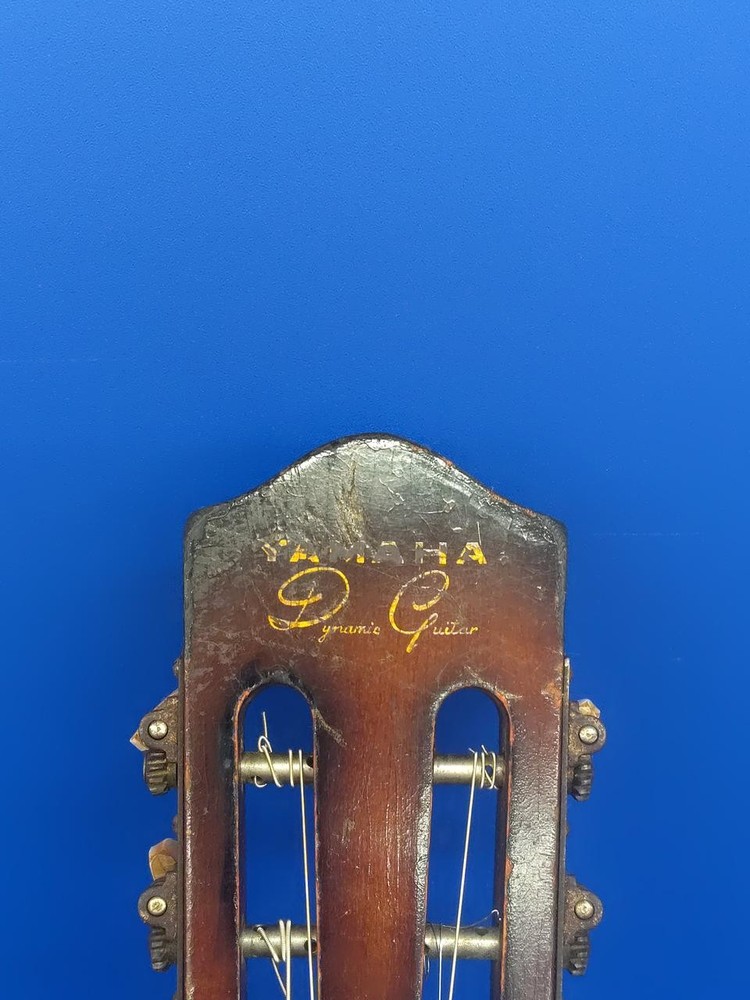 YAMAHA NO.80 Classical Guitar