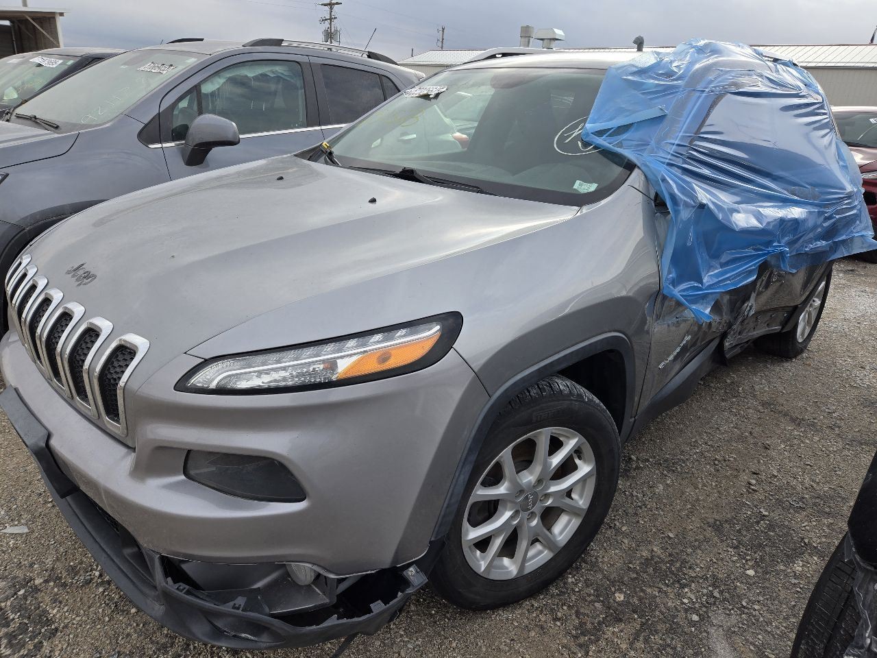 2015 Jeep Cherokee Radio Receiver 5" Display Screen w/o Satellite Radio