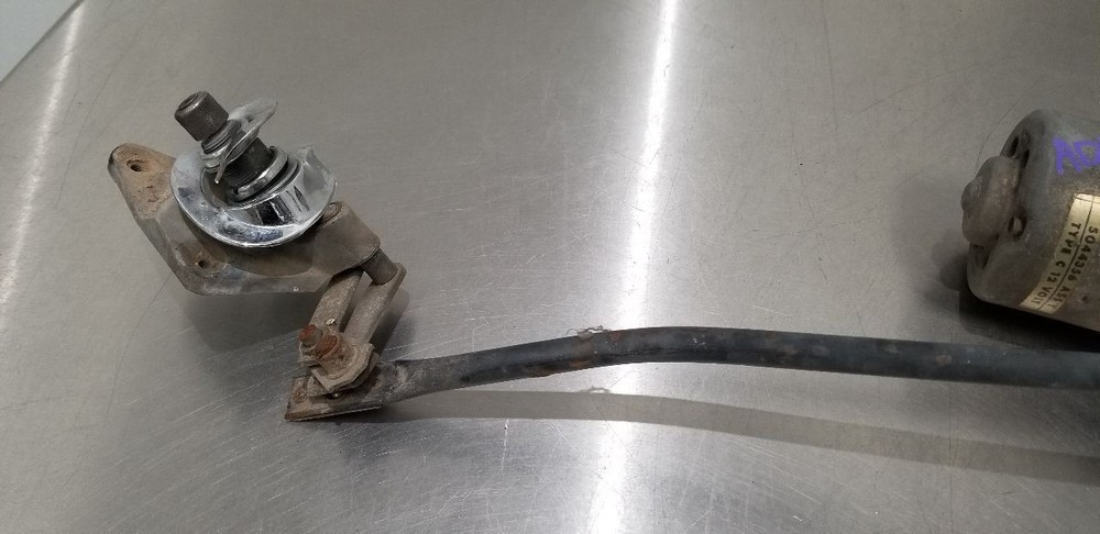 1959 CADILLAC SEDAN DEVILLE WINDSHIELD WIPER MOTOR