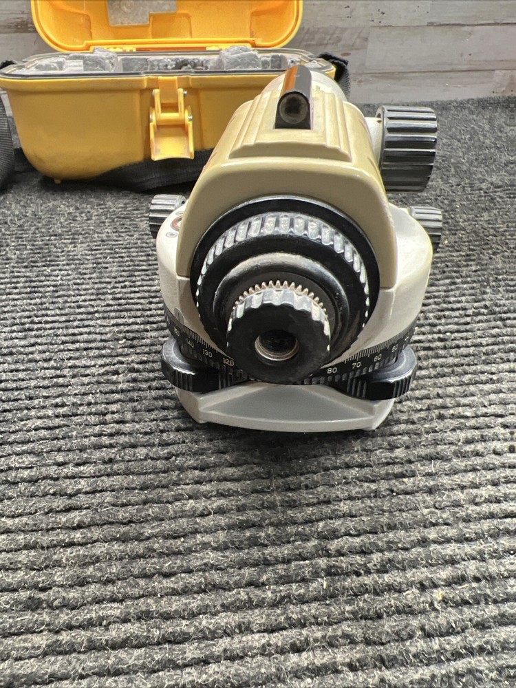 Used Unknown Brand TransitLevel w/ Case L47026