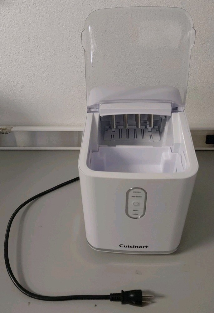 Cuisinart Compact Bullet Ice Cube Maker