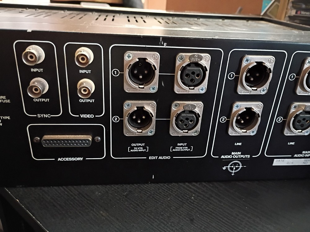 Vintage DBX 700 Studio Pro Digital Audio Processor
