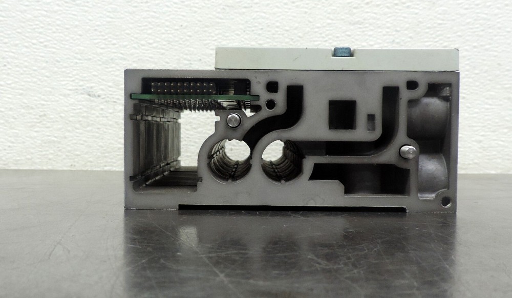 Numatics 006-195D Double Z Block Manifold