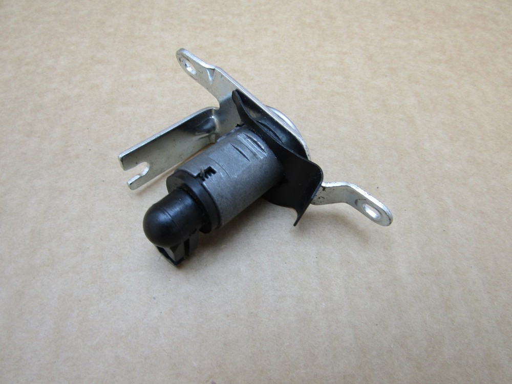 Benelli BN 125 E5 2024 3,114 miles lock set (15575)