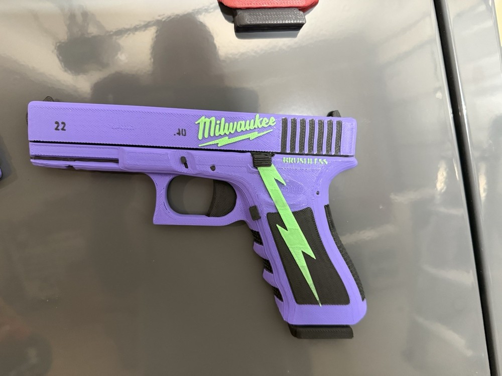 Milwaukee Magnet Glock (Black w/Grey)