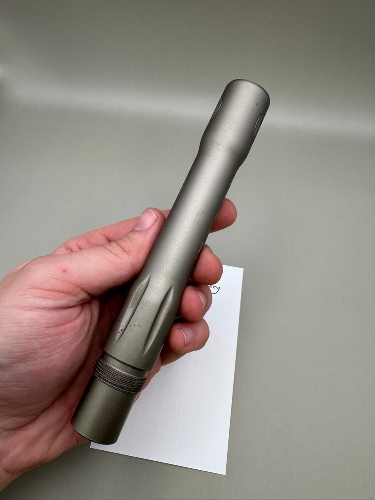 Dye UL Back-Satin Grey 688 Bore AC Thread