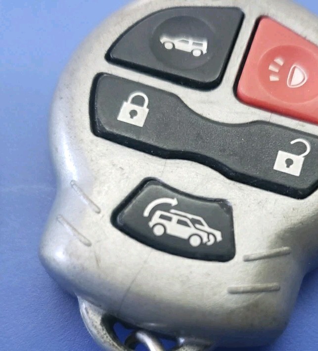 2x USED TESTED WORKING DesignTech ELGTX7 5-Button Remote Transmitter - SILVER