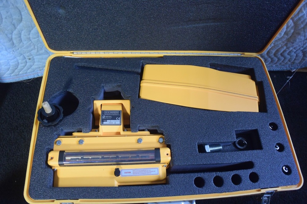 Spectra Precision Grade Display Receivers Model DRS2-3 & RT2S-3  NEVER USED!!!!!