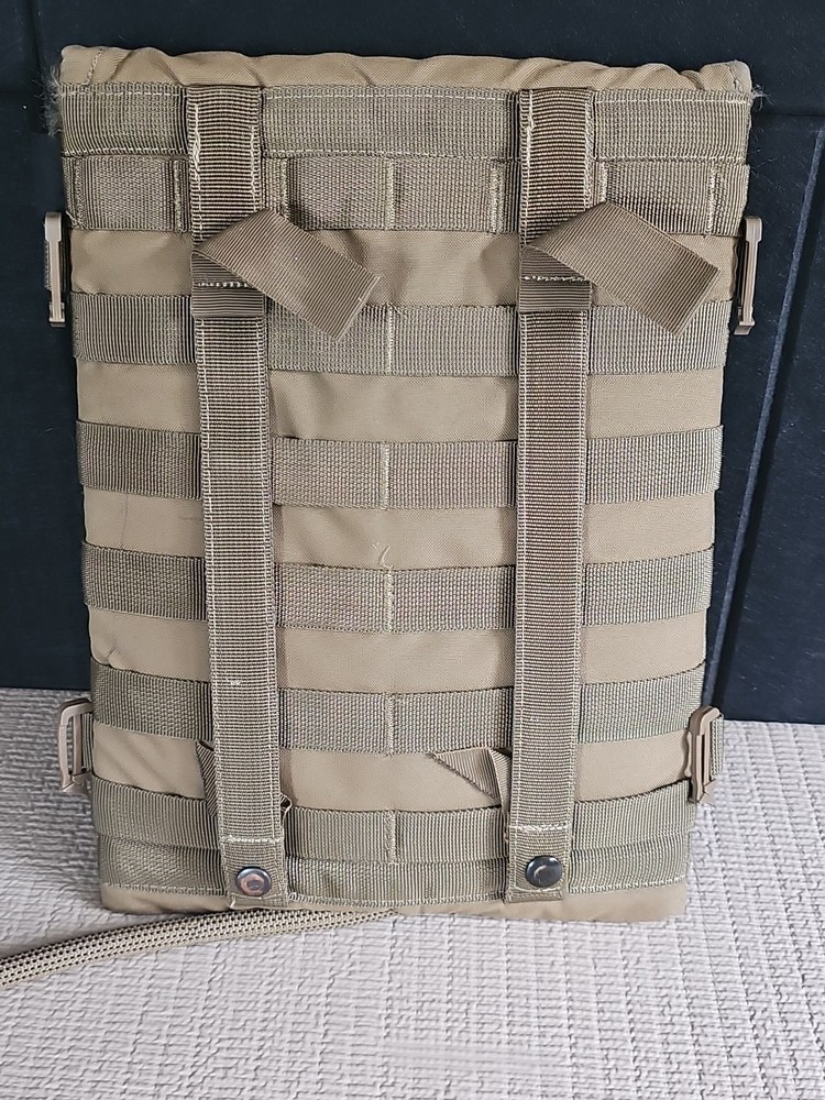 Source Razor 3L Low Profile Molle Hydration Pack With Bladder