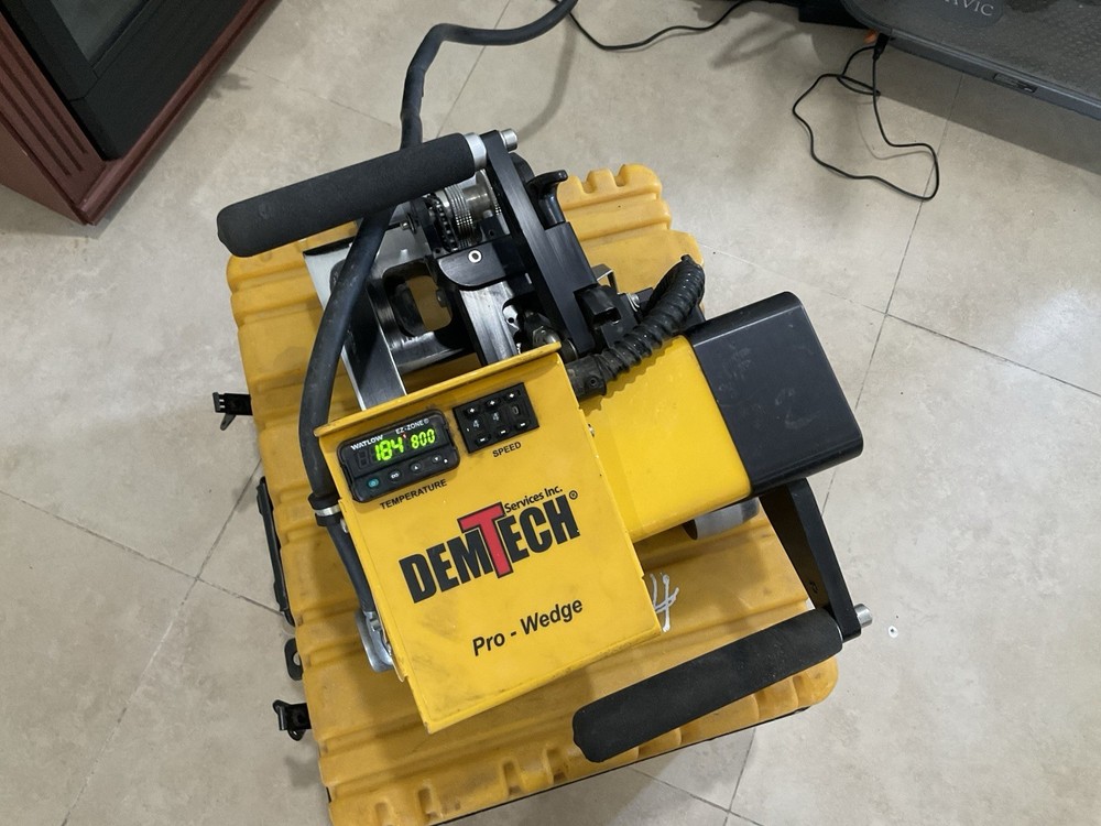 Demtech VM-20 Pro-Wedge USED Bonding Machine Working 120V Plus Original Box
