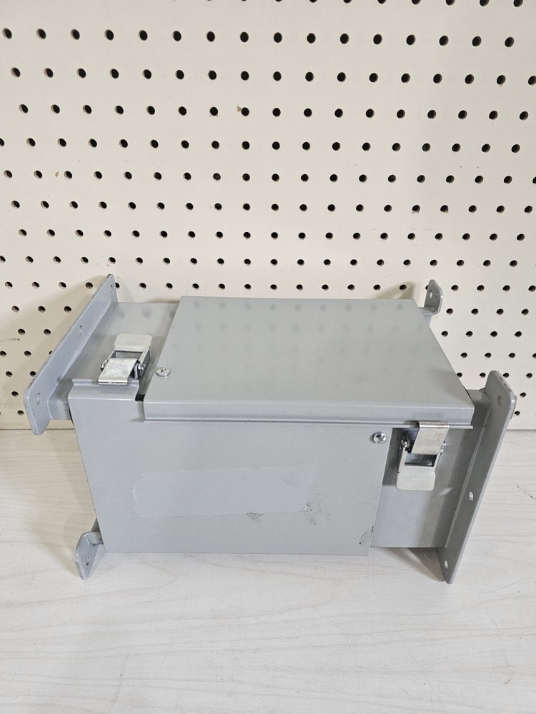 Hoffman Counterclockwise Wireway Section Cat #: F66LK0KT
