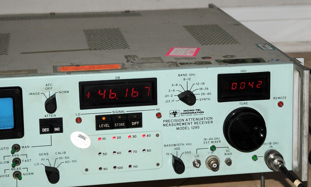 Micro-Tel Model 1295 Precision Attenuation Measurement Receiver Please Read AD