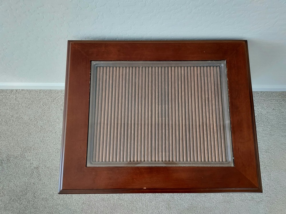 Brown Wood Rococo Style End Table/Side Table