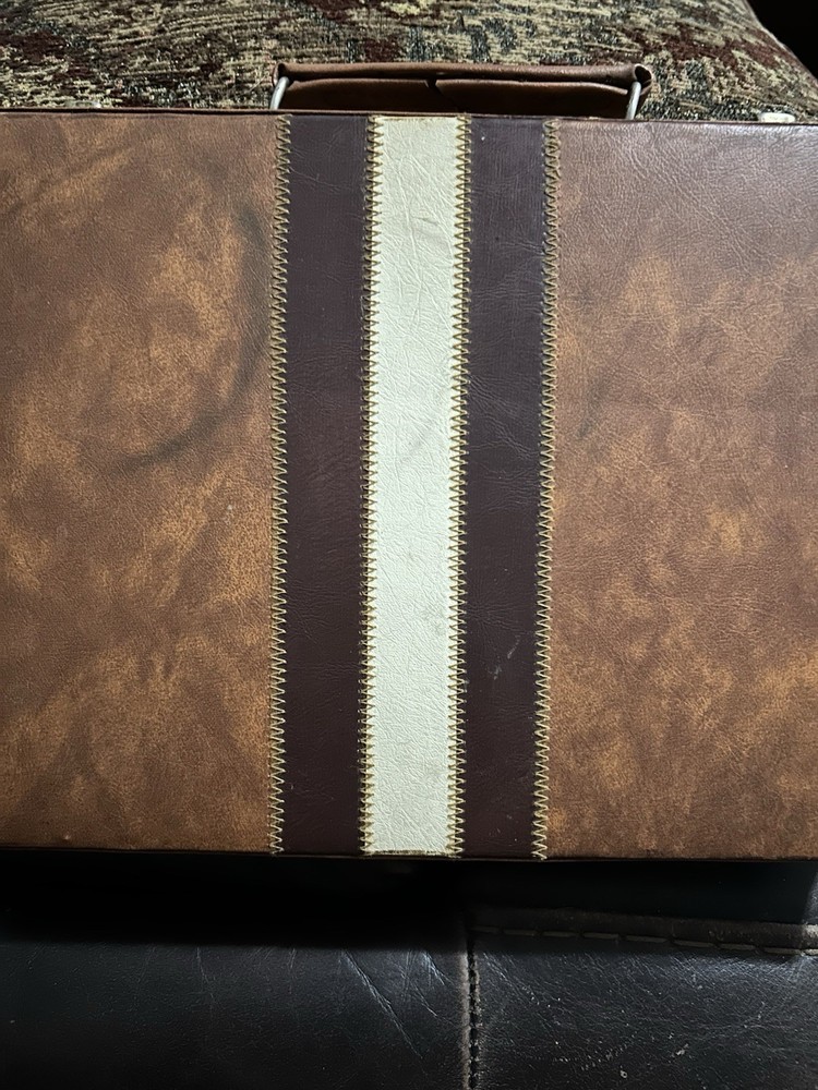 Vintage Smaller Backgammon Set 8” x 11” complete.