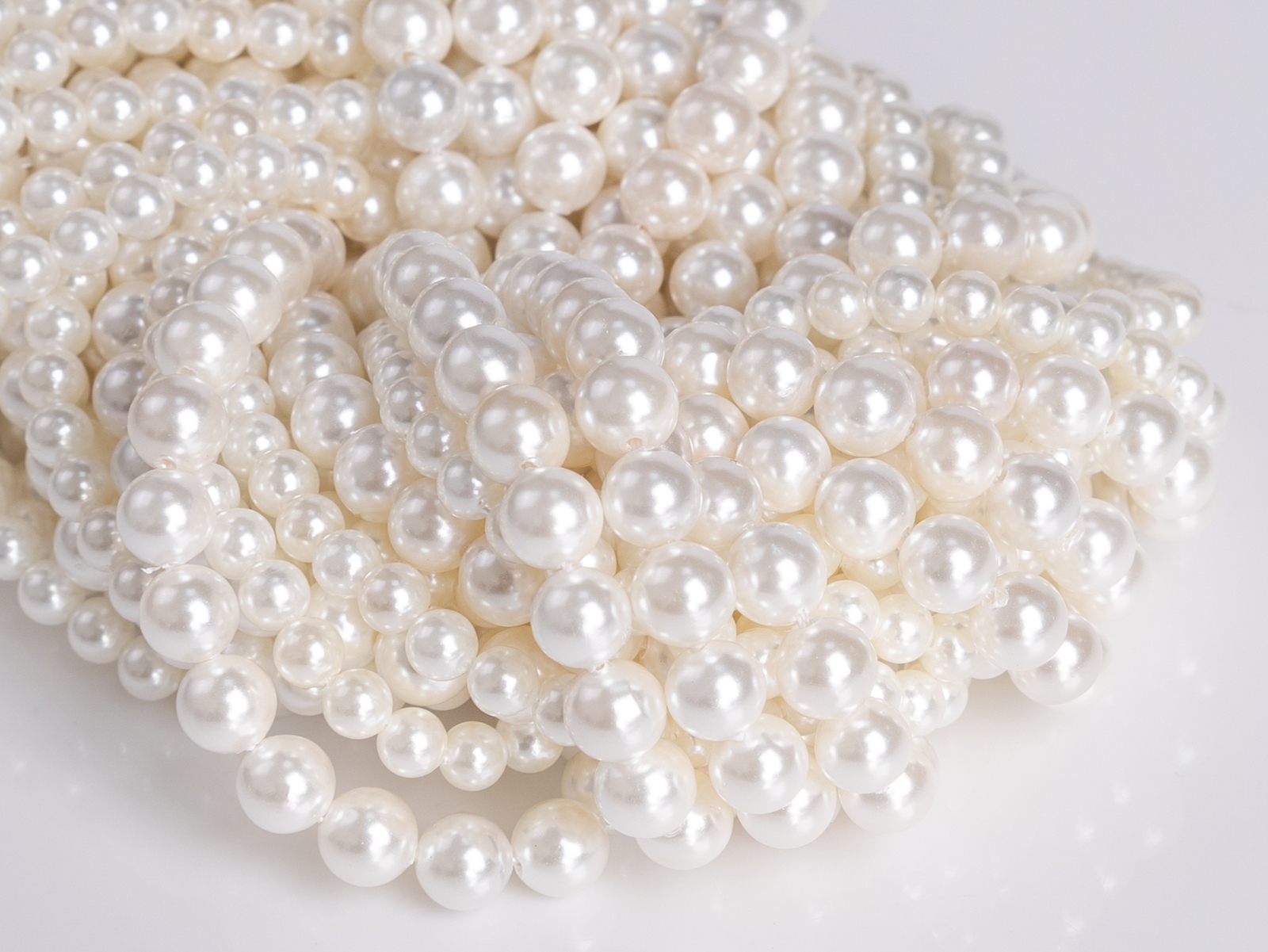 Genuine Natural White Shell Pearl Beads Grade AAA Round Loose Beads 4/6/8/10MM