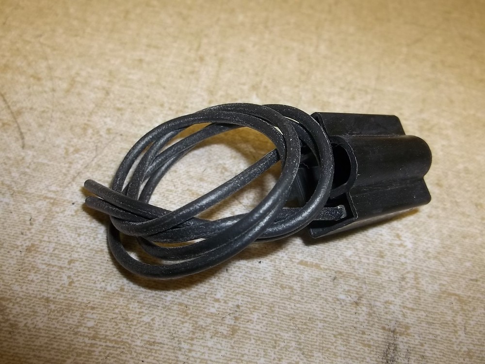 NEW Napa LS6247 Light Socket Connector Echlin *FREE SHIPPING*
