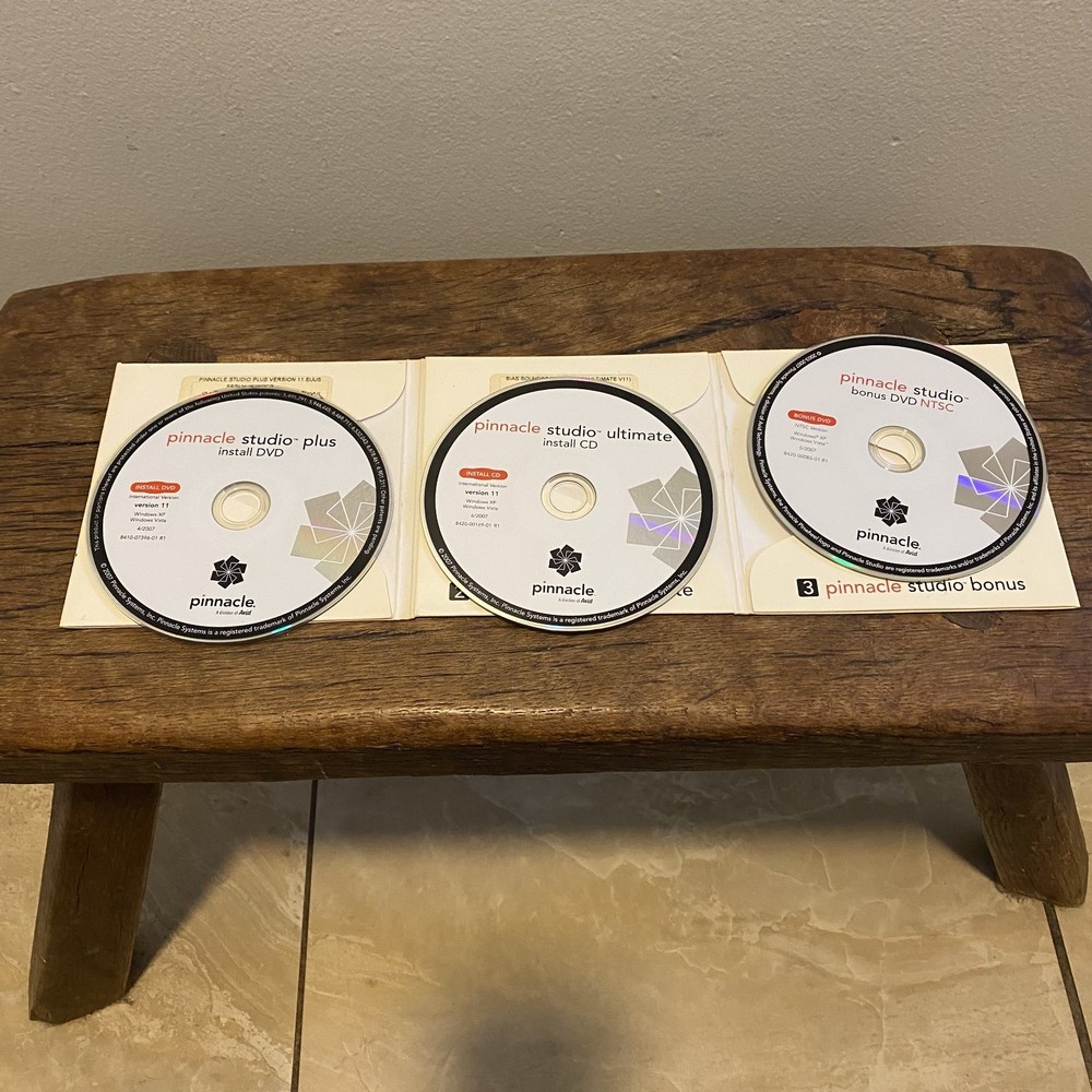 Pinnacle Studio Ultimate Version 11 – 3 Disc Set w/ Serials