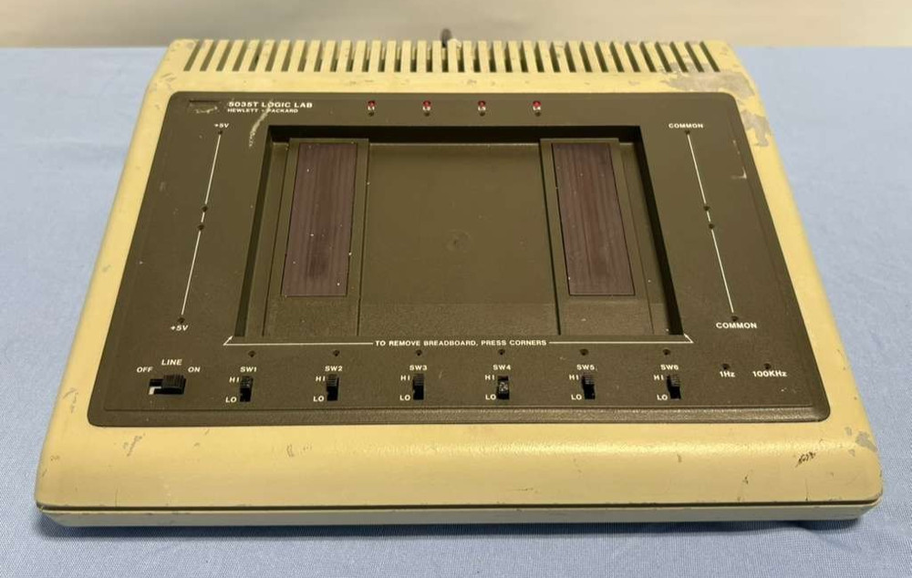 HP Hewlett-Packard 5035T Logic Lab Breadboard for Digital Circuit Experiments