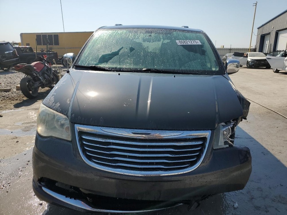 Used Blind Spot Detection System Warning Control Module fits: 2011 Chrysler Town