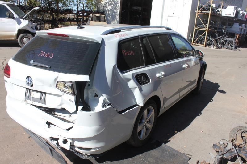 Speedometer Cluster Hatchback Base Engine MPH Fits 15-16 GOLF 609316