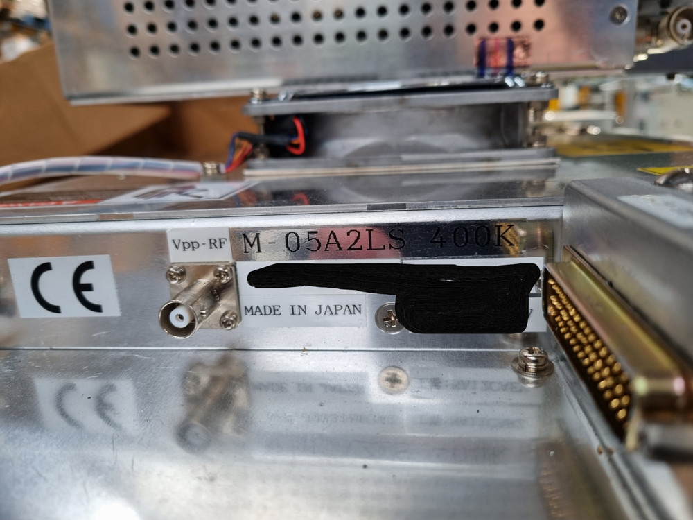 HITACHI M-05A2LS-400K RF MATCHING BOX (RBD3.1)