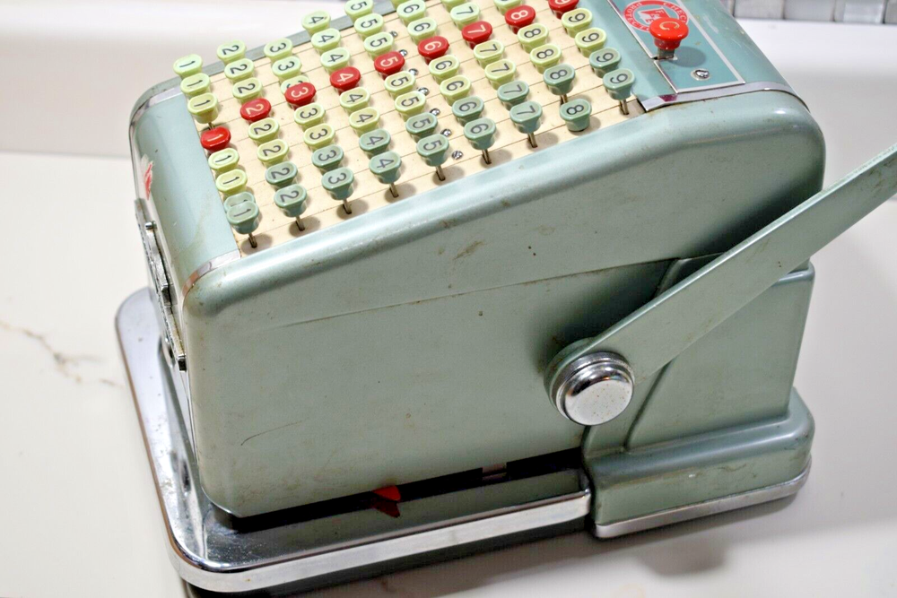 Vintage F & E Check Protector