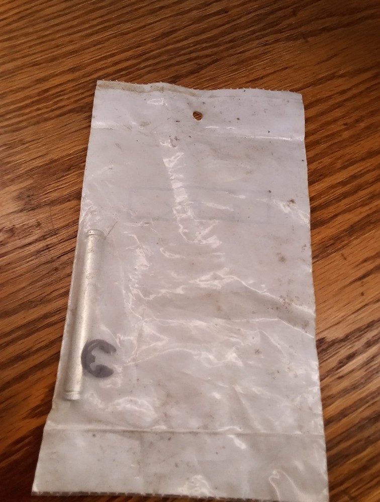 Grooved Headless W/E-clip P14375