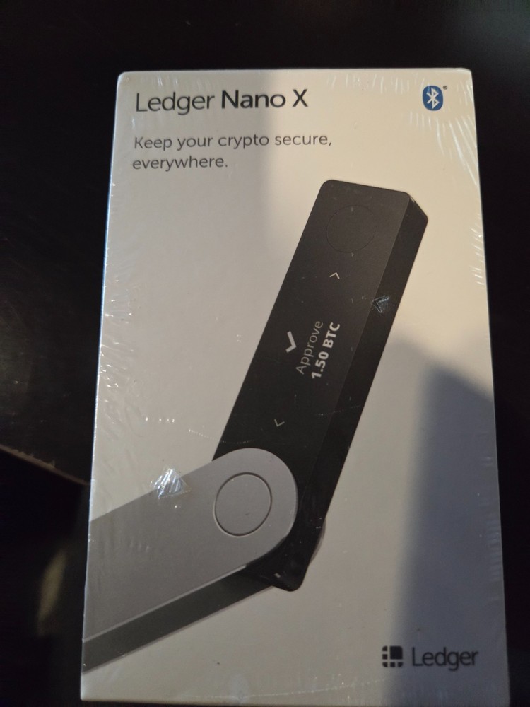 Ledger Nano X - Crypto Hardware Wallet - Bluetooth Compatible - New/Sealed
