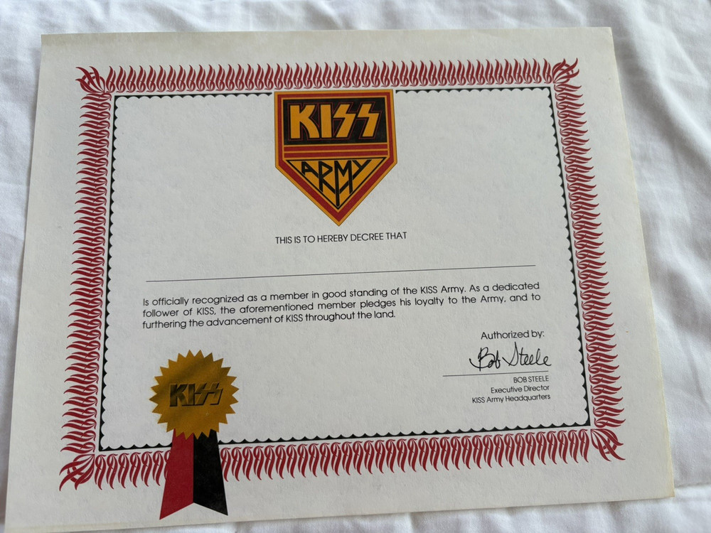 Vintage Original 1976 KISS Army Membership Kit Photos and Newsletters