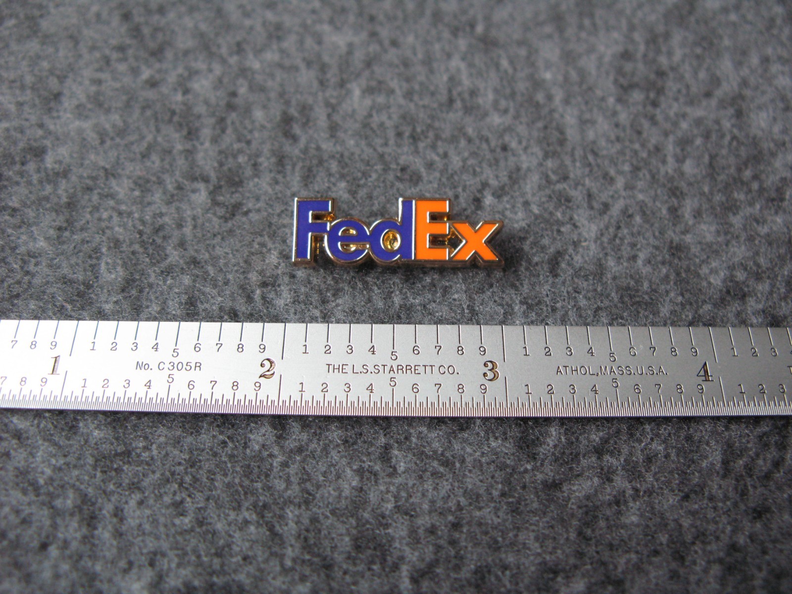 FEDERAL EXPRESS / FEDEX LOGO PIN