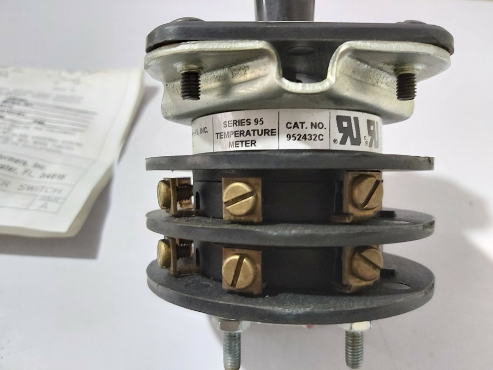INSTRUMENT TRANSFORMER INC 952432C TEMPERATURE METER SWITCH