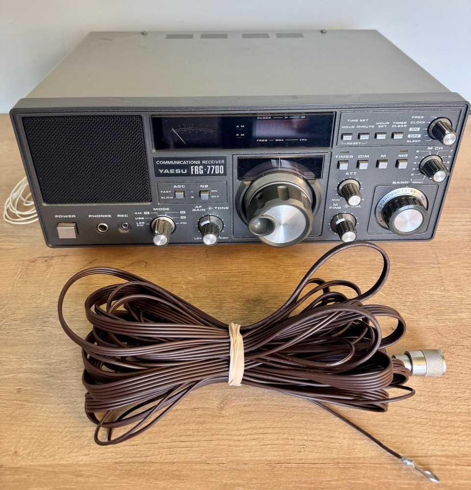 Yaesu FRG-7700 Short Wave/Amateur Radio Receiver -Basic Testing Done Good Cond