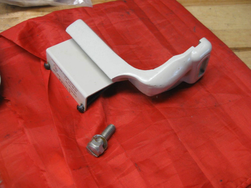 Singer BZB 60-8  Sewing Machine Motor Mounting Bracket 237 239