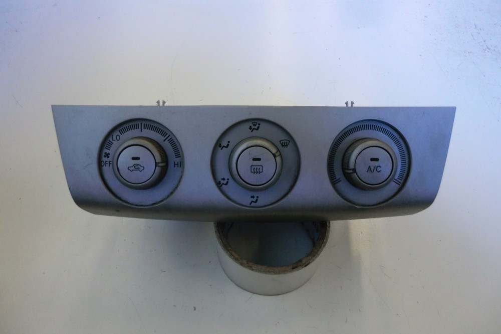 55902-AA011 | TOYOTA OEM A/C TEMP CLIMATE CONTROL PANEL UNIT SWITCH BUTTONS