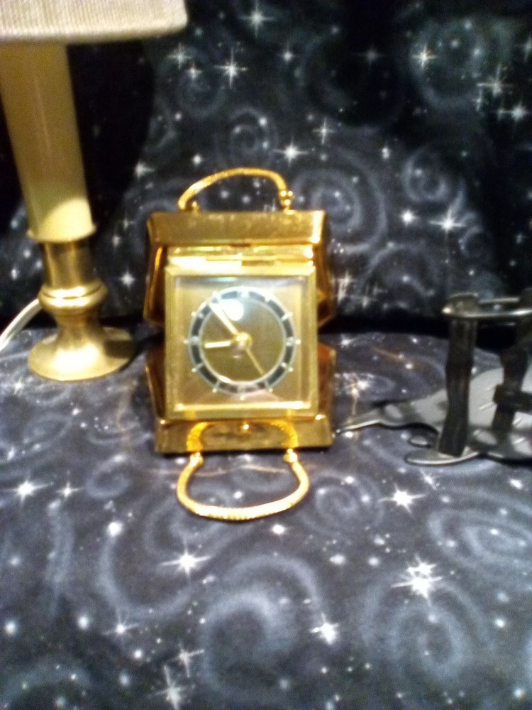 🌌🌌🌠🌌🌌🌛🌌🌌🌌 Rensie 🌠🌌🌳🏠🪟🚪 🪞Travel Alarm Clock🛋️🪑🛏️🕰️🕰️🕕🕔📯