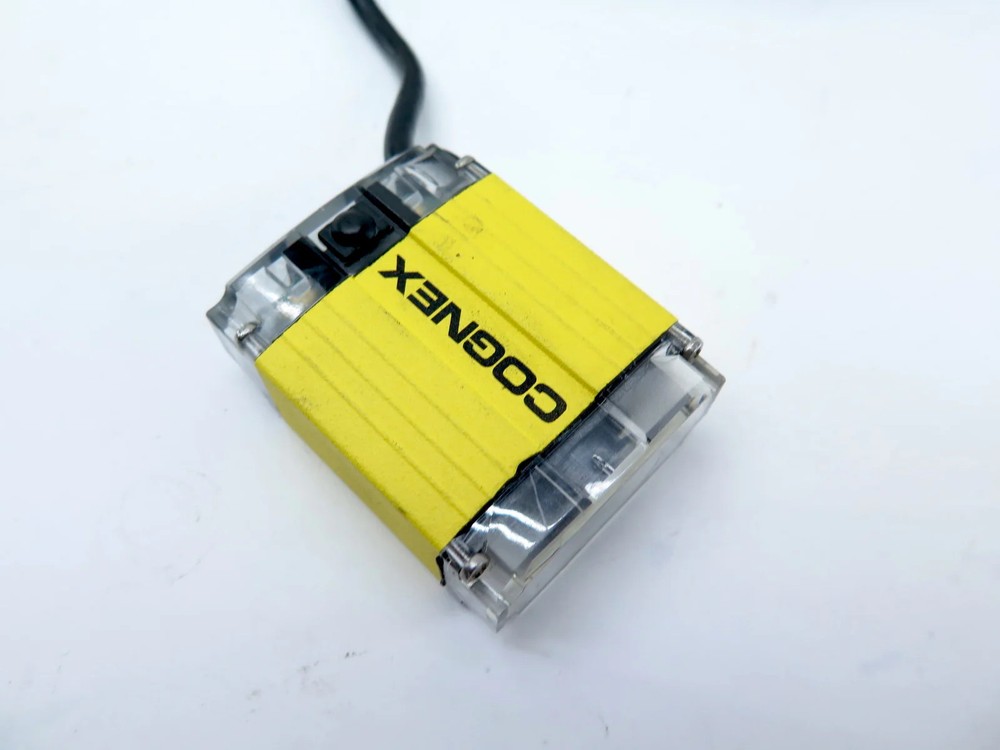 Cognex DMR-100Q-00 Barcode Reader