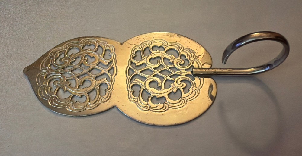 Antique Silver Plated Pie Cake Server  with Finger Loop Rare