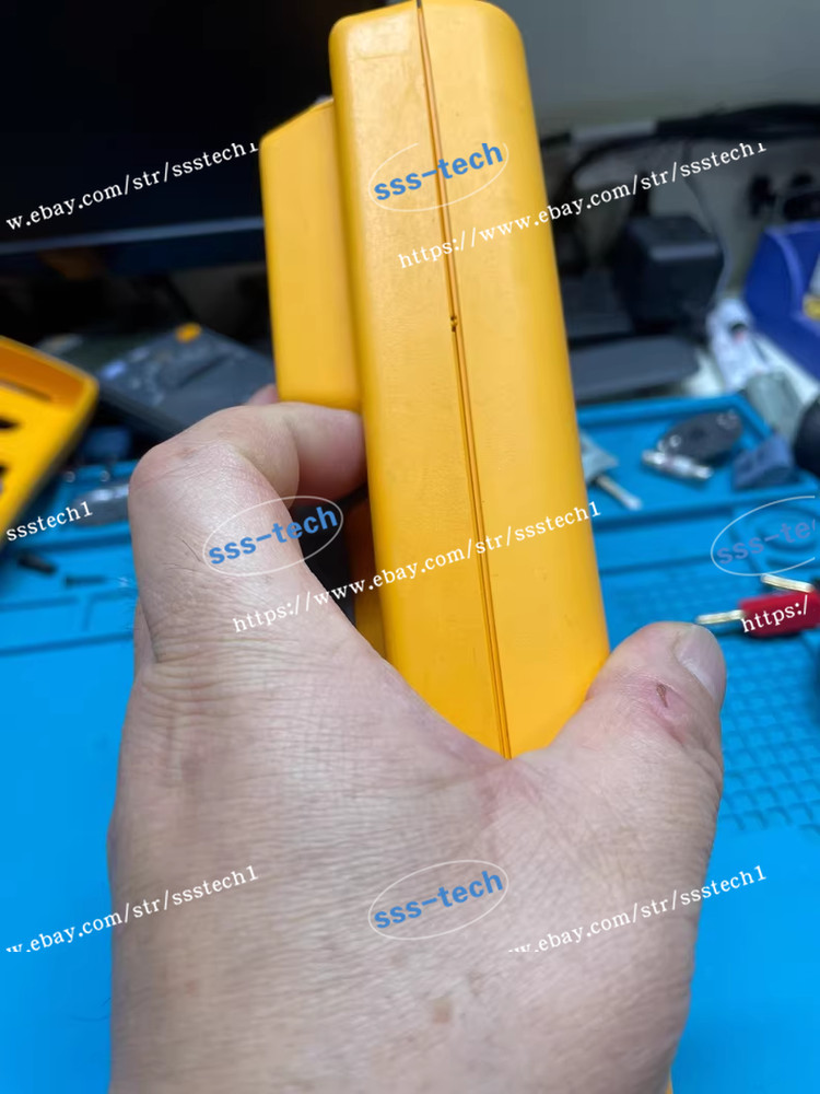 Fluke 744 Record multi-function process calibrator/used /UPS#XX
