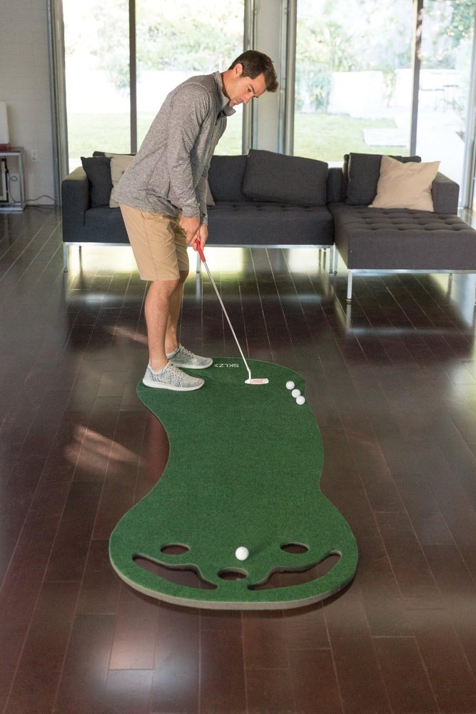 Realistic 8x6 ft Indoor Putting Green with True-Roll Surface for Skill Mastery