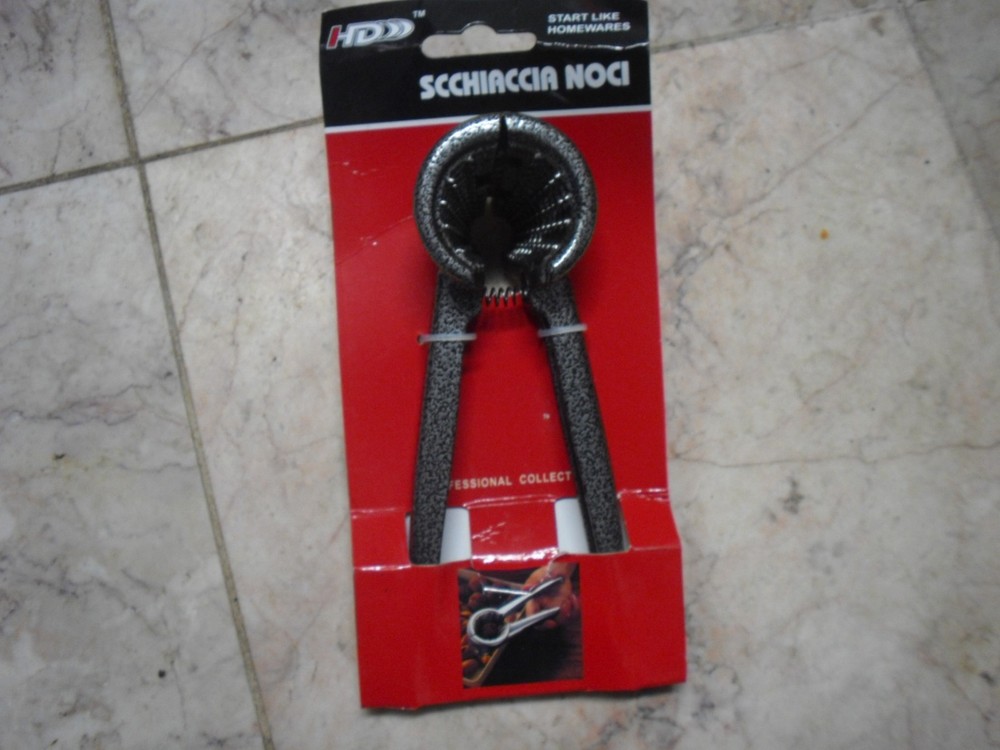 New !  Nut Crackers Heavy Duty Premium Quality
